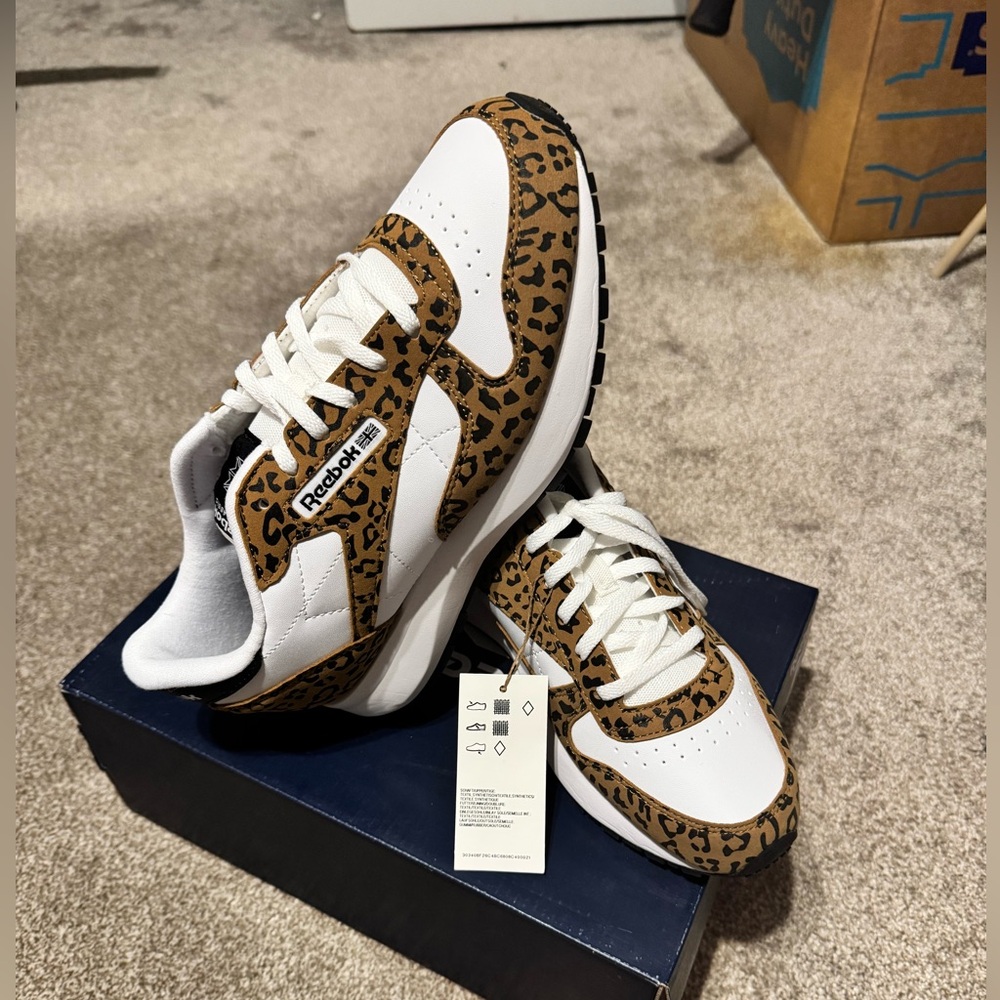 Brand new leopard Reeboks - Picture 3 of 3